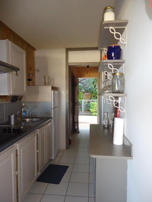 Charmant Studio Saint-Gilles-les-Bains Exterior foto